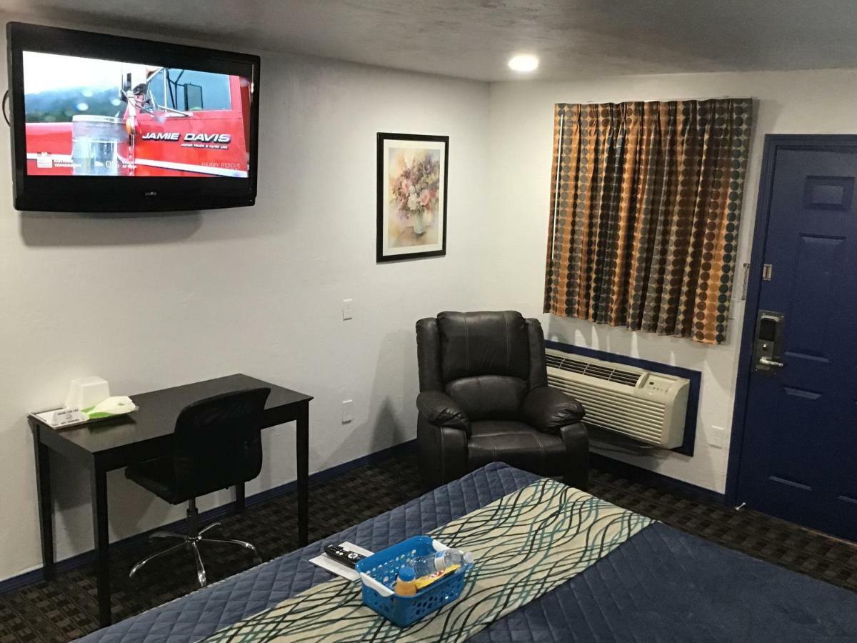 Budget Inn&Suites Oklahoma Stadt Exterior foto