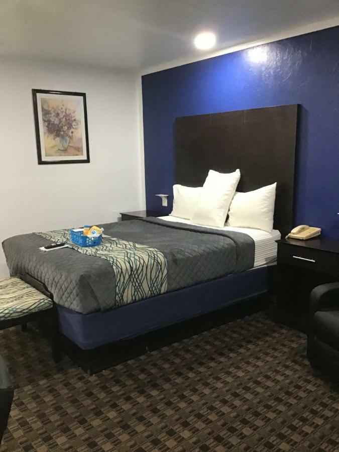 Budget Inn&Suites Oklahoma Stadt Exterior foto